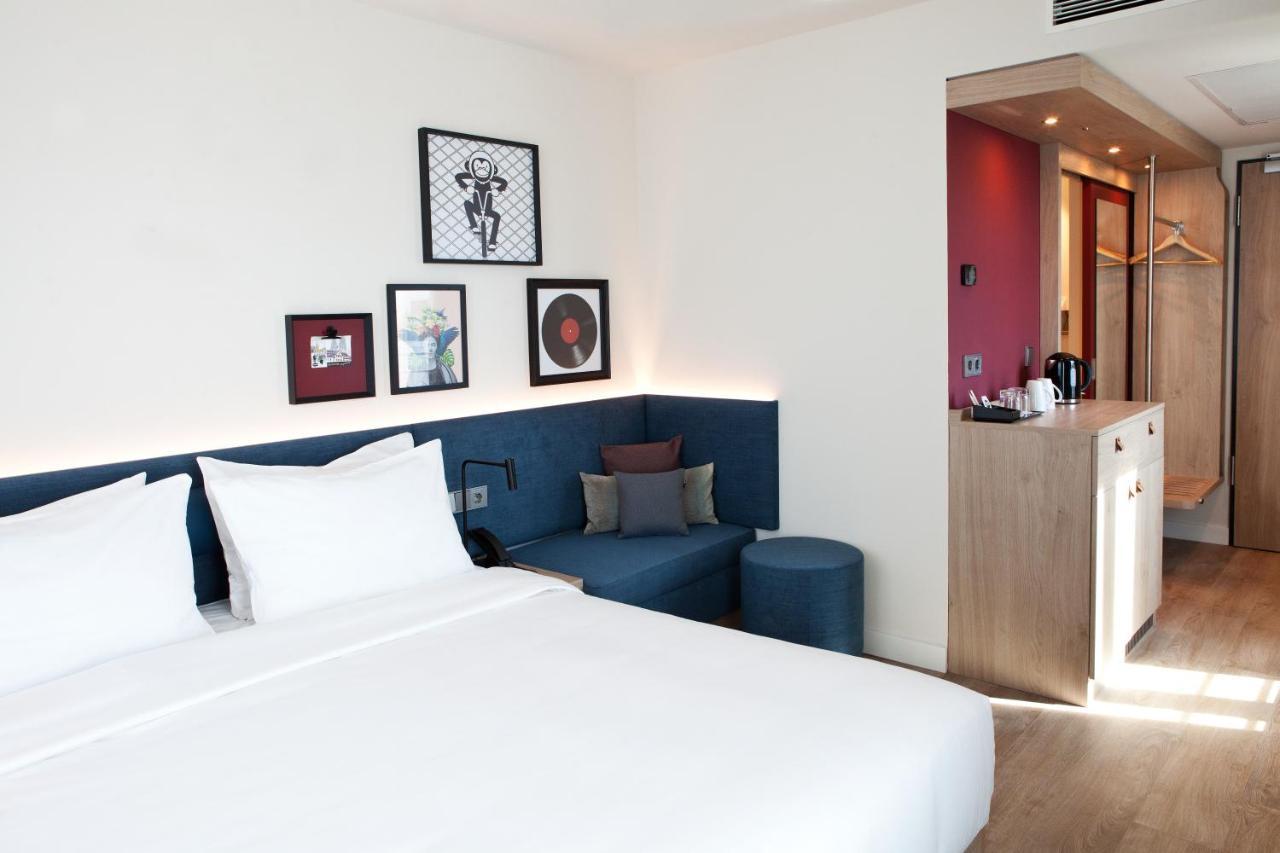 Hampton By Hilton Regensburg Hotel Ngoại thất bức ảnh