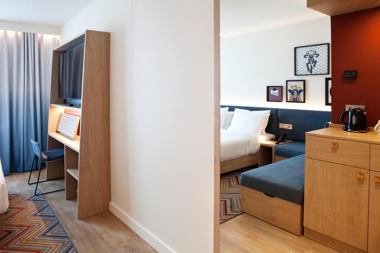 Hampton By Hilton Regensburg Hotel Ngoại thất bức ảnh