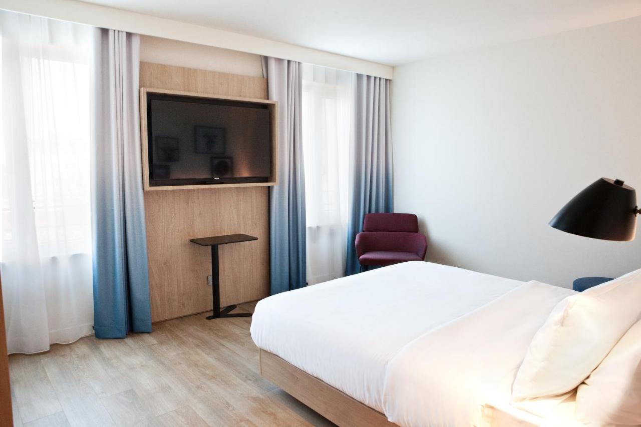 Hampton By Hilton Regensburg Hotel Ngoại thất bức ảnh