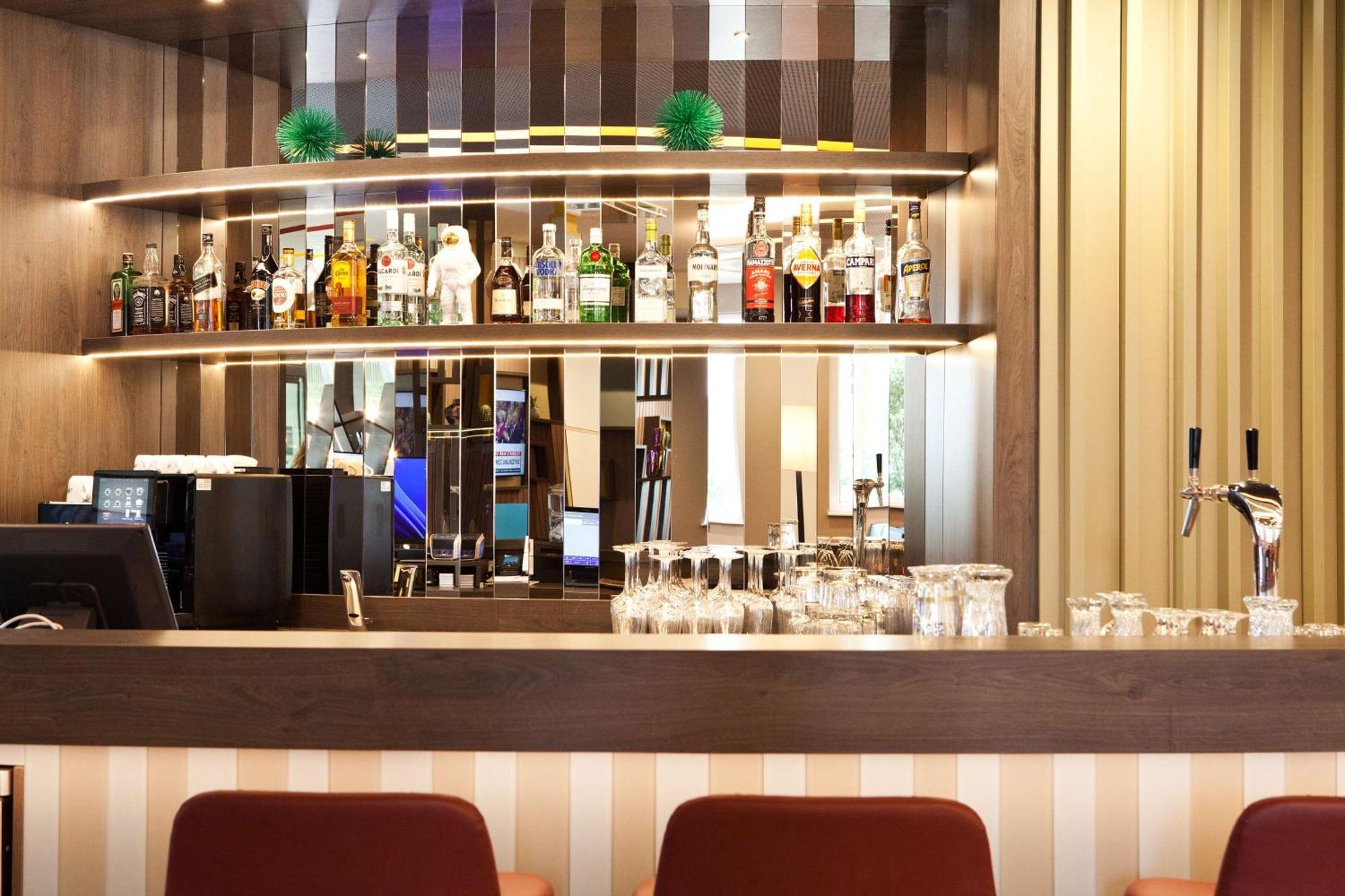 Hampton By Hilton Regensburg Hotel Ngoại thất bức ảnh
