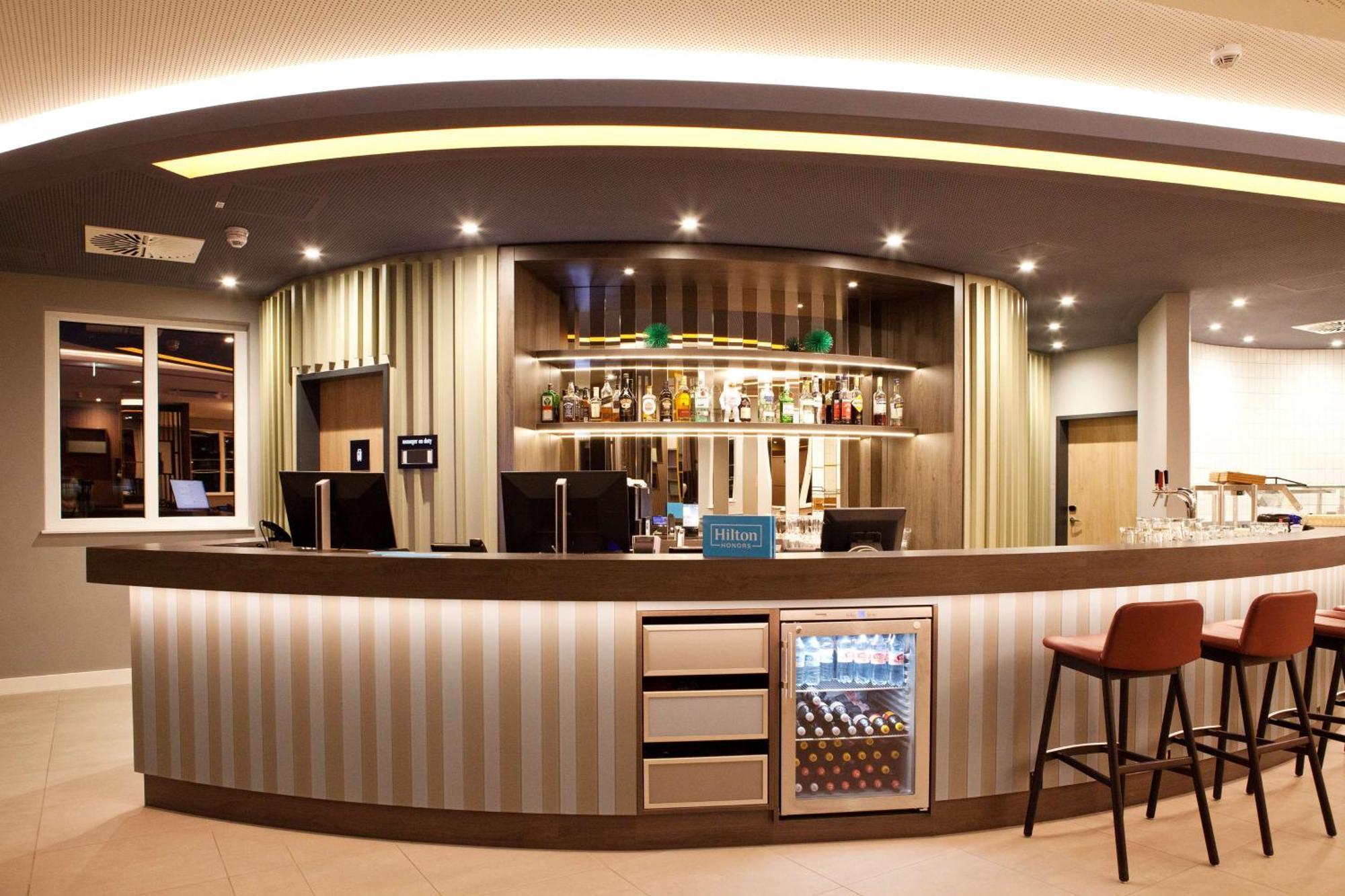 Hampton By Hilton Regensburg Hotel Ngoại thất bức ảnh