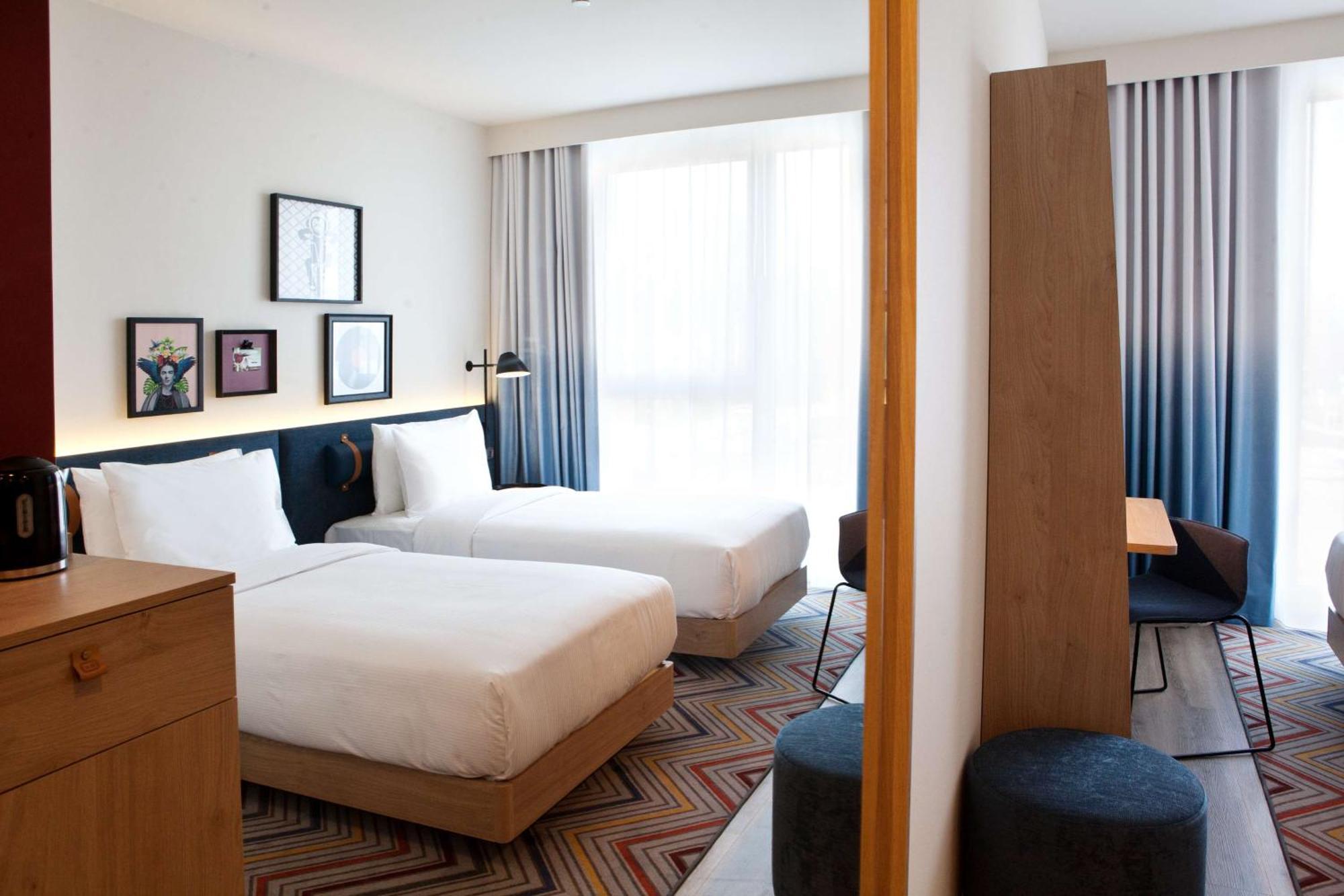 Hampton By Hilton Regensburg Hotel Ngoại thất bức ảnh