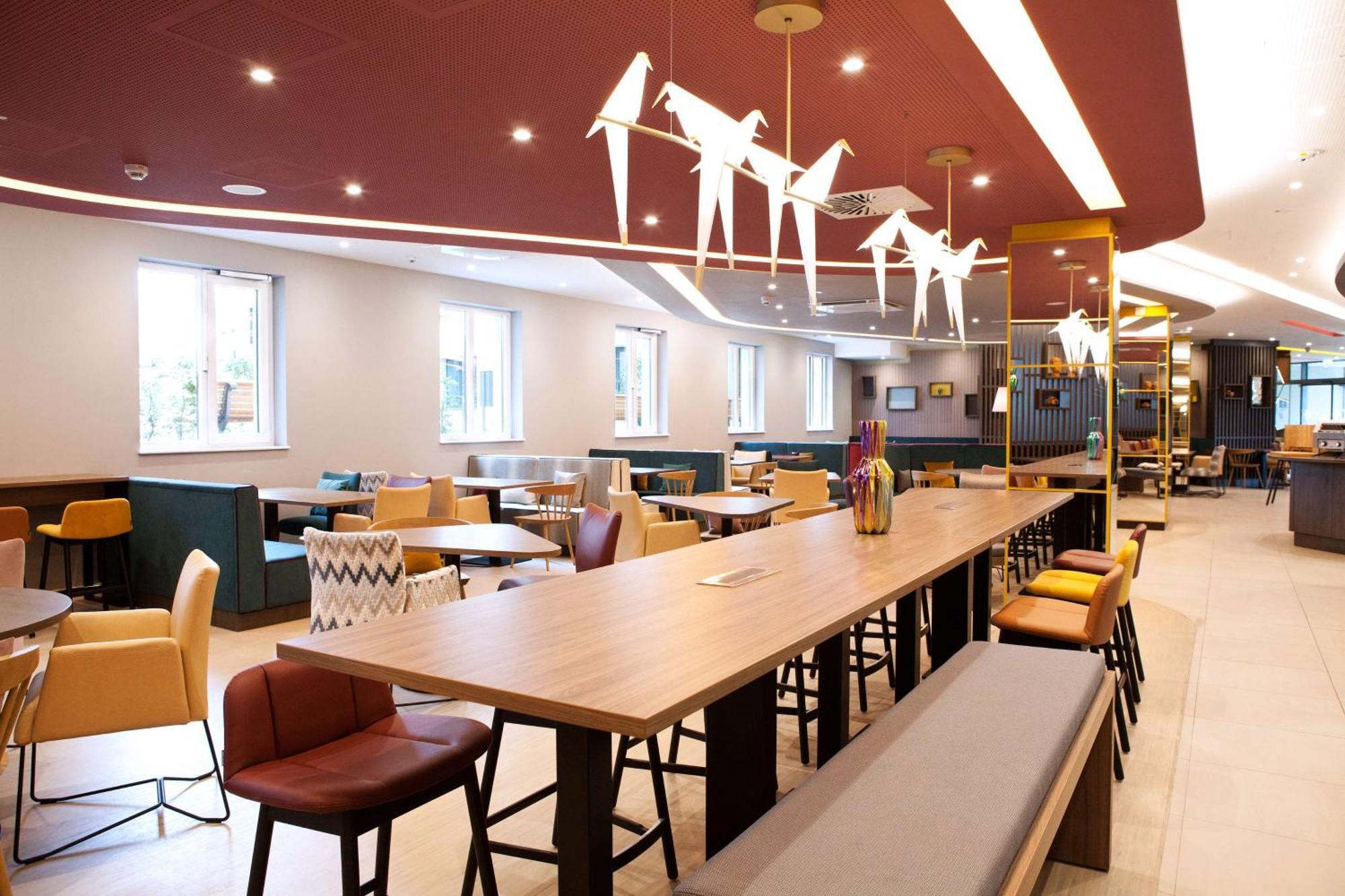 Hampton By Hilton Regensburg Hotel Ngoại thất bức ảnh